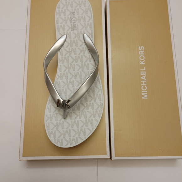 New Michael Kors Sandals wedge platform white silv - Picture 8 of 10